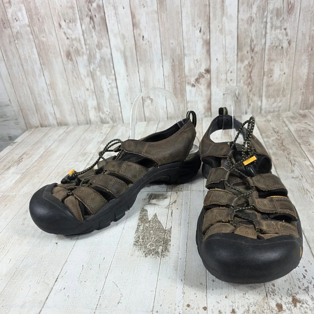 KEEN Newport Premium Bison Brown Leather Sport Sandals Mens 10 Hiking Trail Shoe